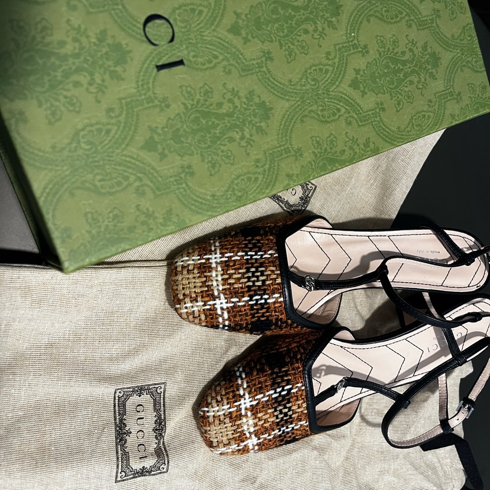 Rare Gucci Marmont T-Strap heels, brown and black tweed, black leather heel